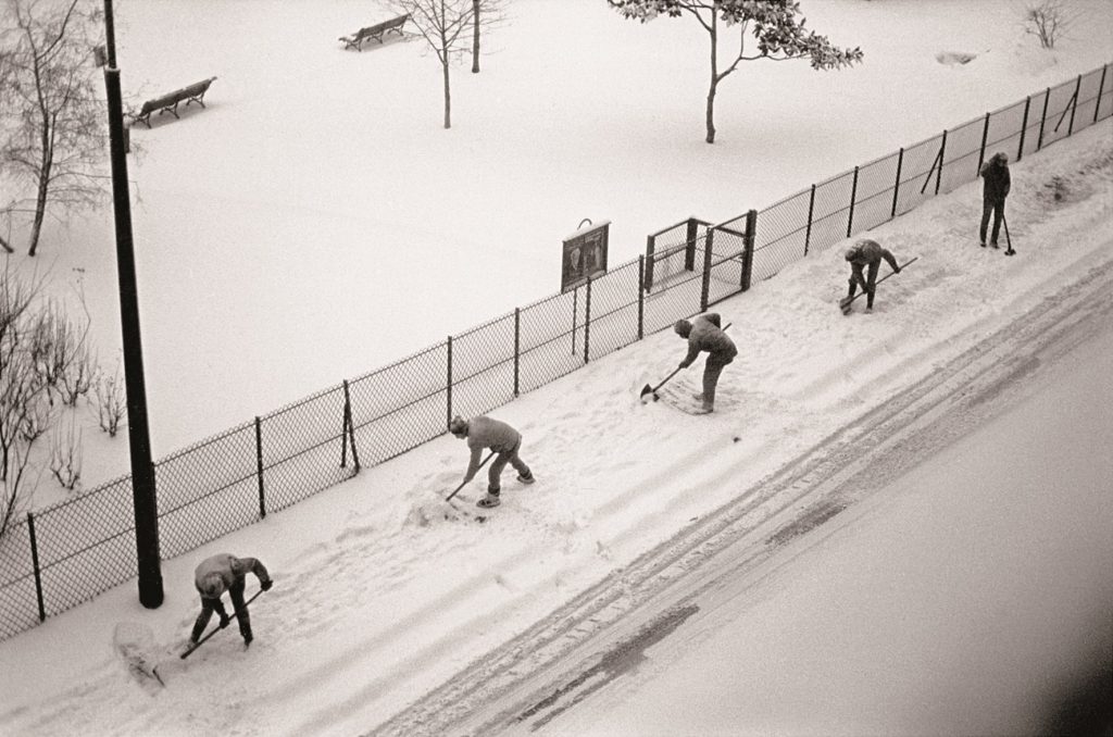 Parc Montsouris, Paris 14e, 1987. © Bernard P